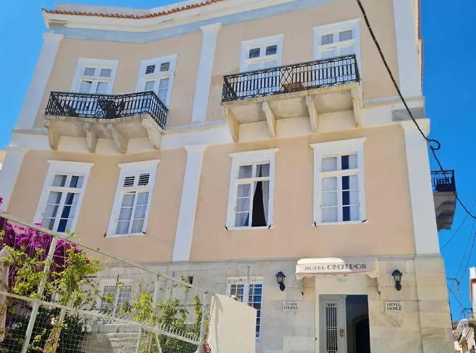 Hotel Omiros